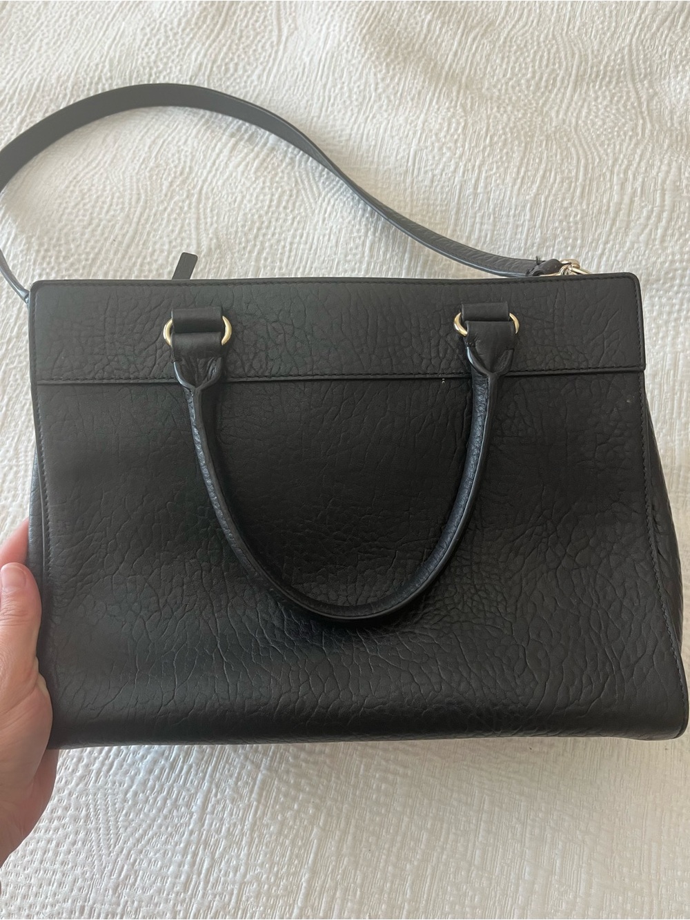 Kate Spade Black Perforated Leather handle bag with Gold Hardware shoulder strap - Picture 5 of 6